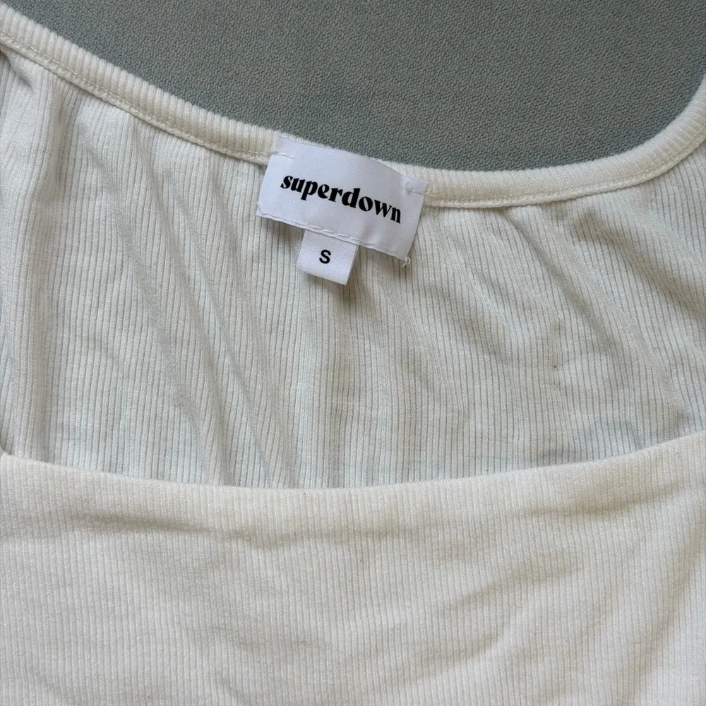 Superdown Priscilla Ribbed Top - Picture 5 of 6